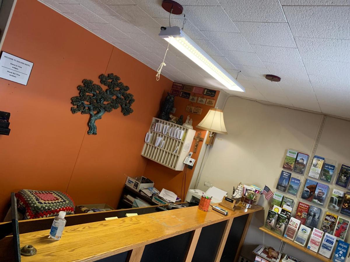 Ashland Motel Bagian luar foto