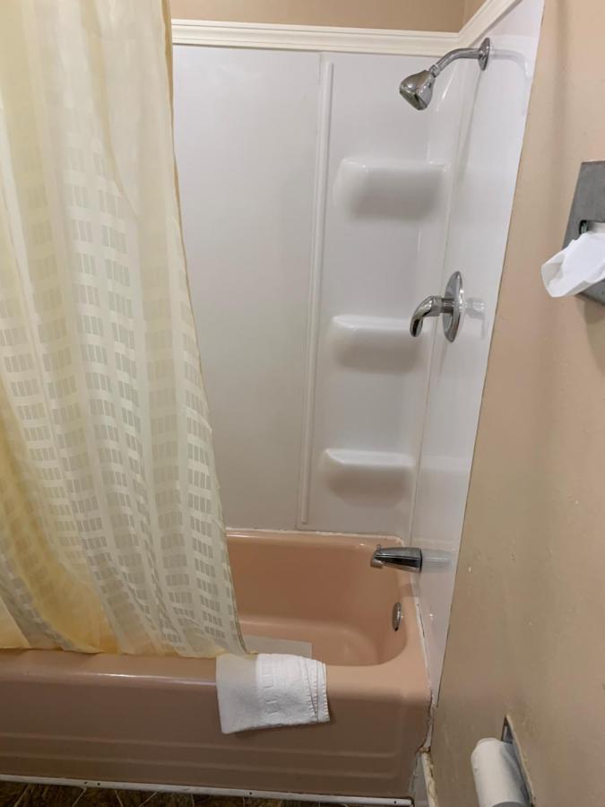 Ashland Motel Bagian luar foto