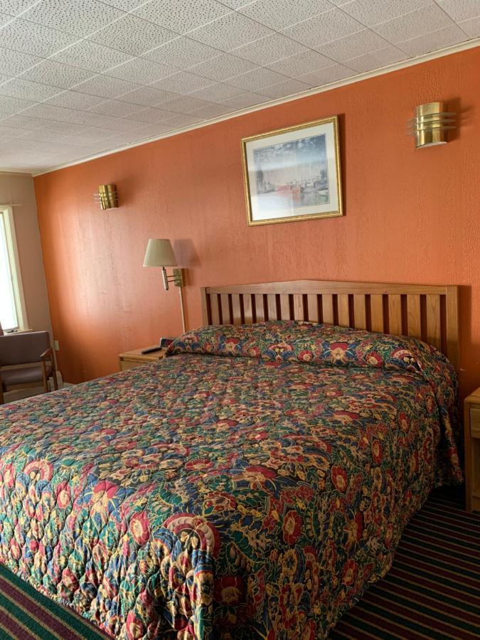 Ashland Motel Bagian luar foto