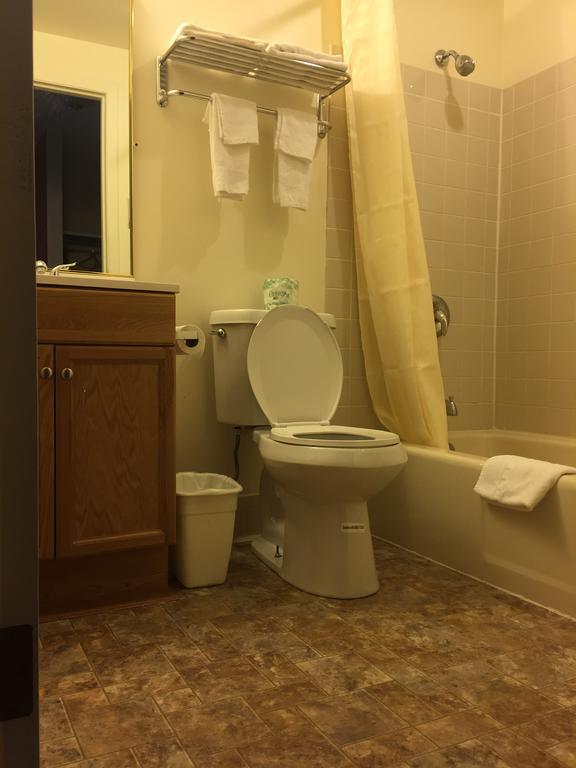 Ashland Motel Bagian luar foto