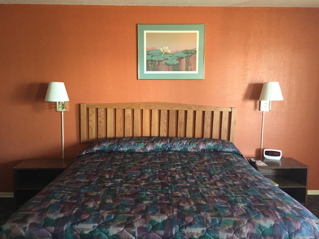 Ashland Motel Bagian luar foto